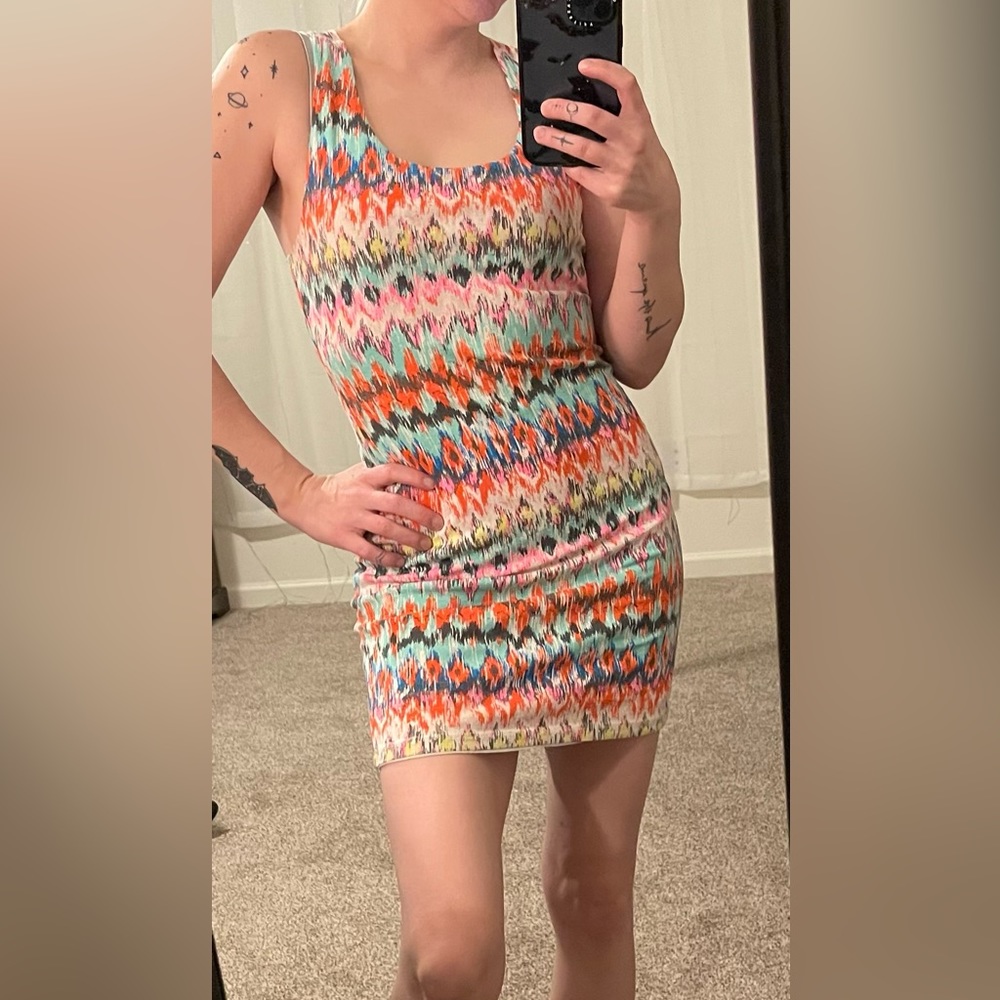 Lulu e Bebe Dress, Size Small - Picture 3 of 12